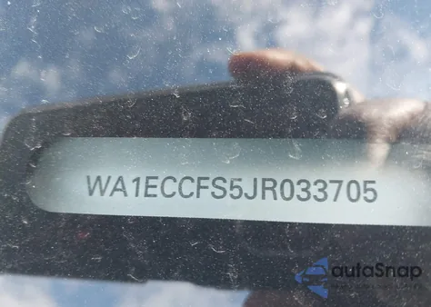 2018 Audi Q3 2.0T Premium/2.0T Sport Premium z USA, uszkodzony, nr VIN WA1ECCFS5JR033705